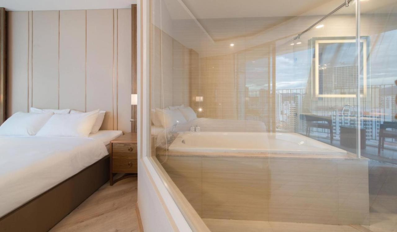 Panorama Sky Blue Nha Trang Apart otel Dış mekan fotoğraf